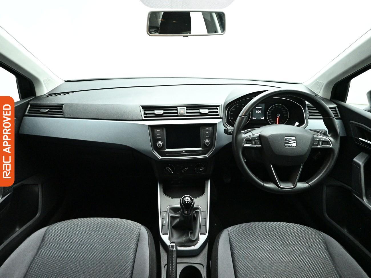 Seat Arona view 2