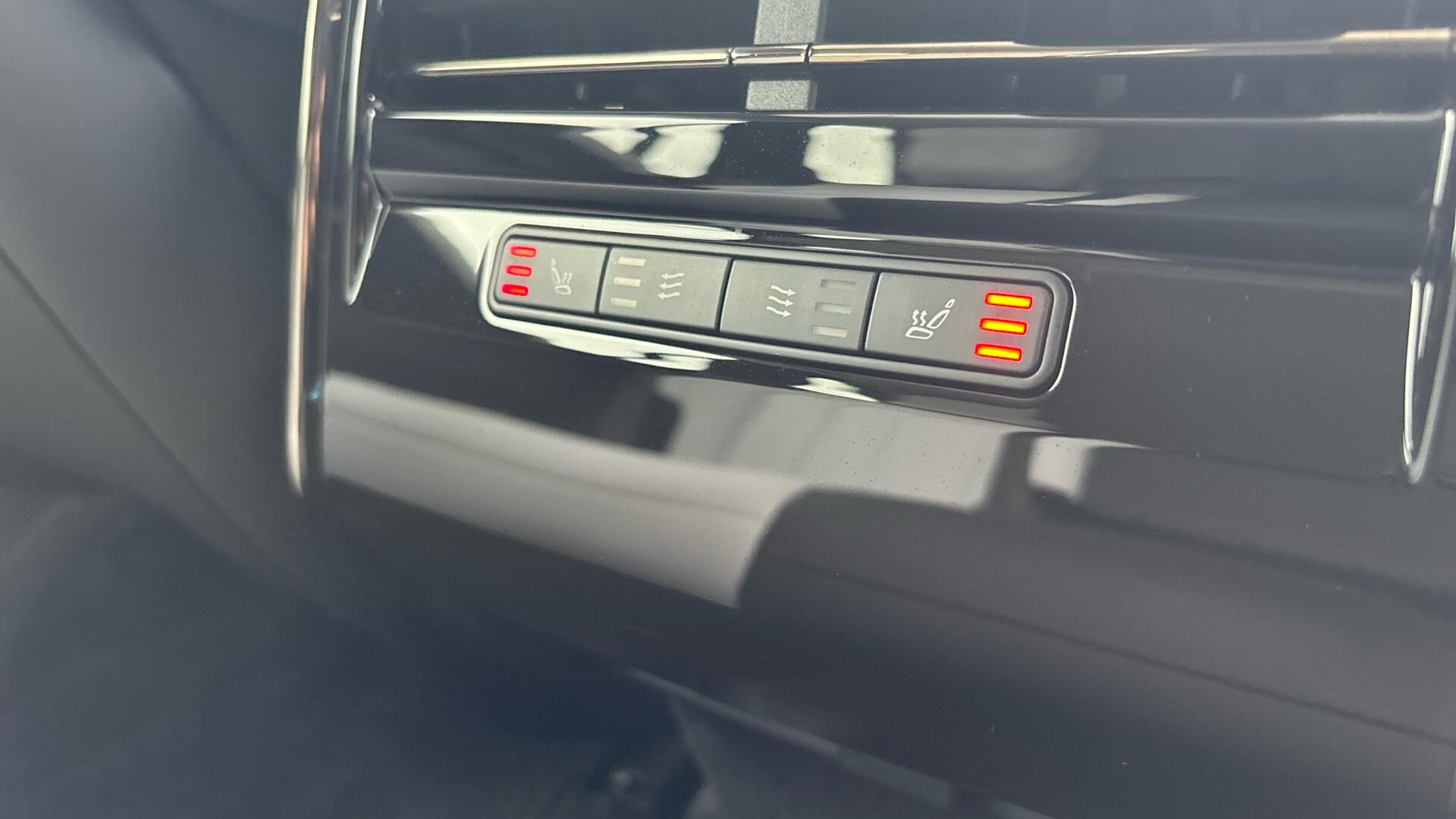Land Rover Range Rover Sport view 48