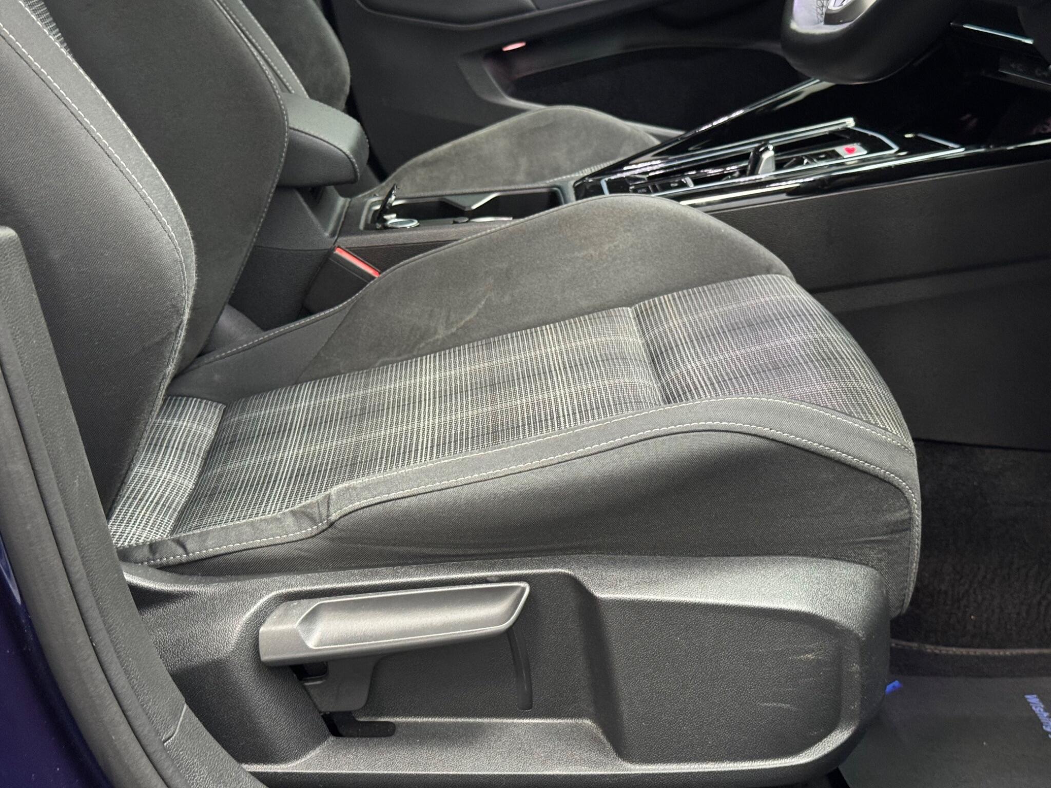 Volkswagen Golf view 47