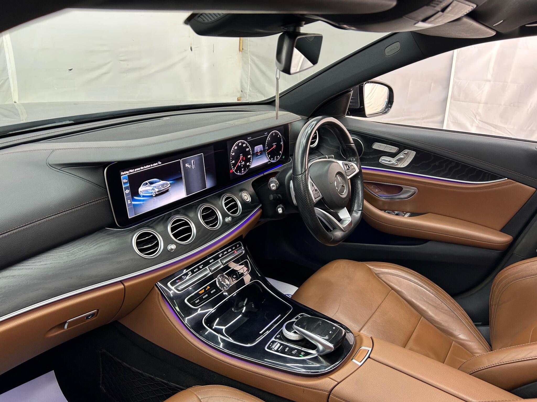 Mercedes-Benz E Class view 13