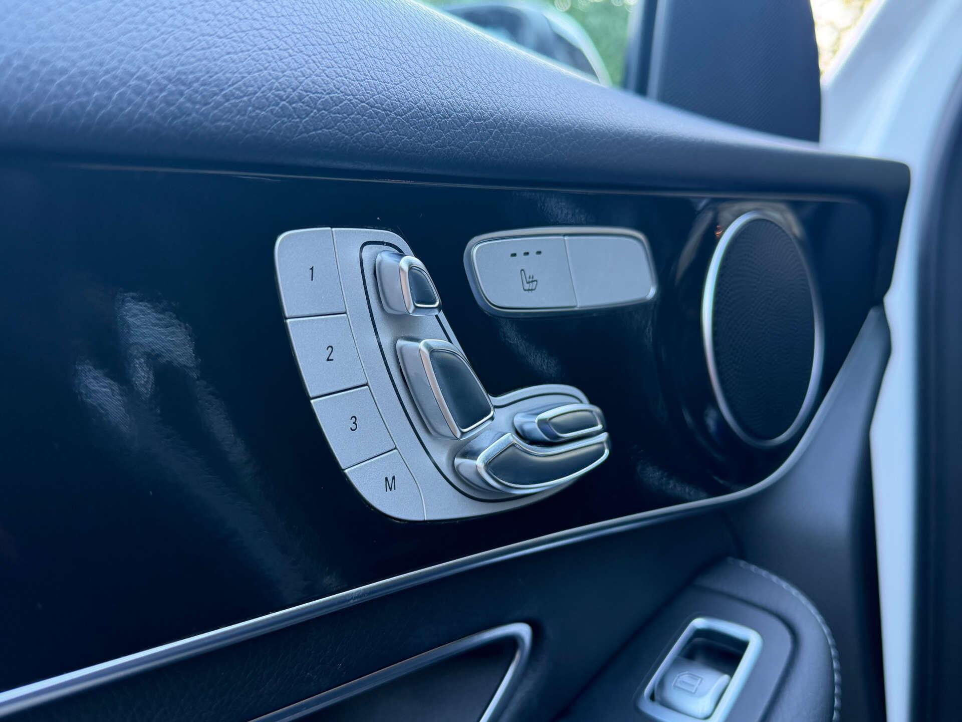 Mercedes-Benz GLC view 3