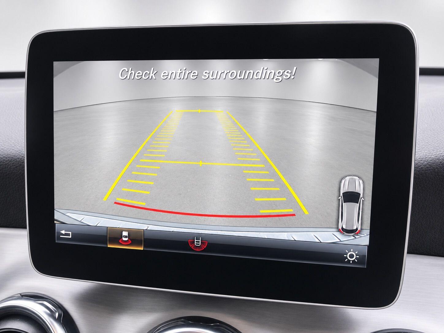 Mercedes-Benz Gla view 21