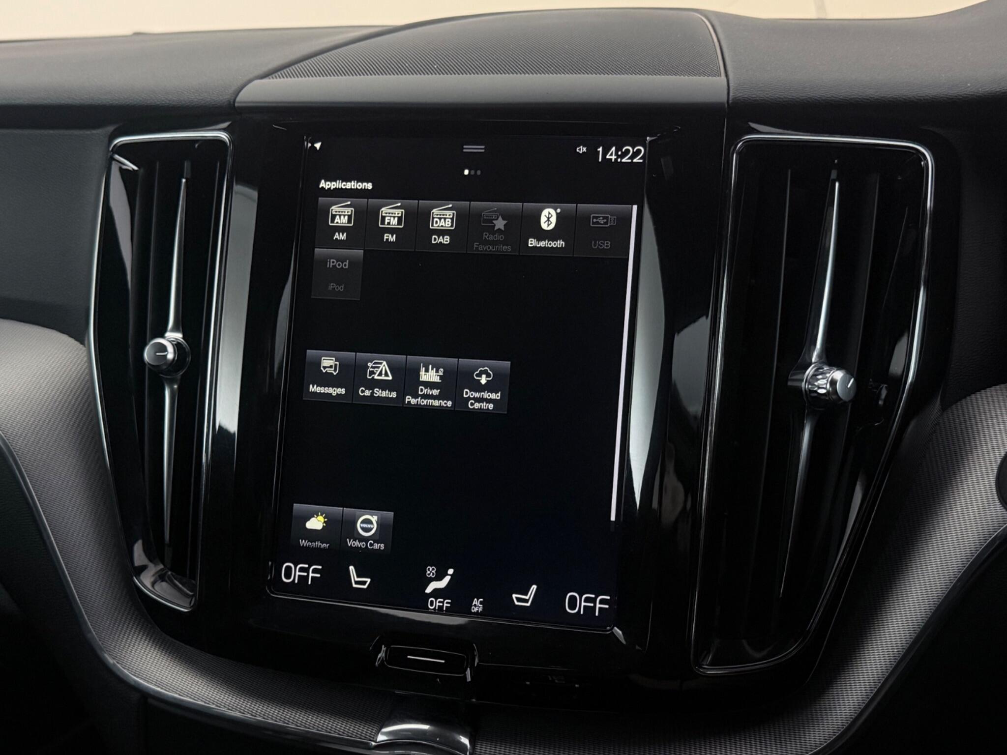 Volvo XC60 view 22