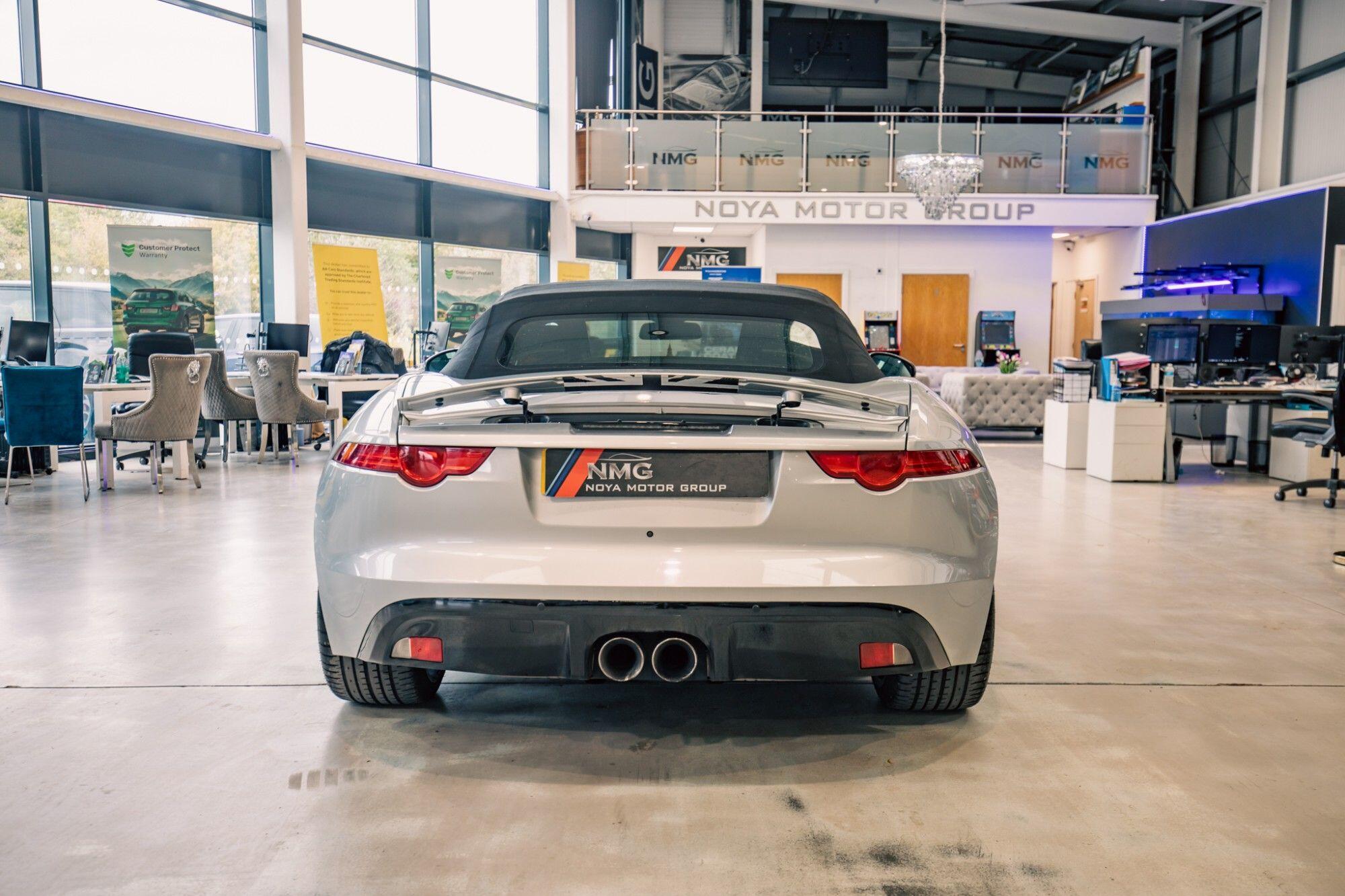 Jaguar F-Type view 29