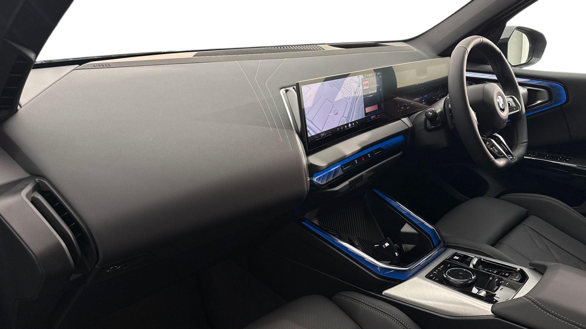 BMW X3 view 7
