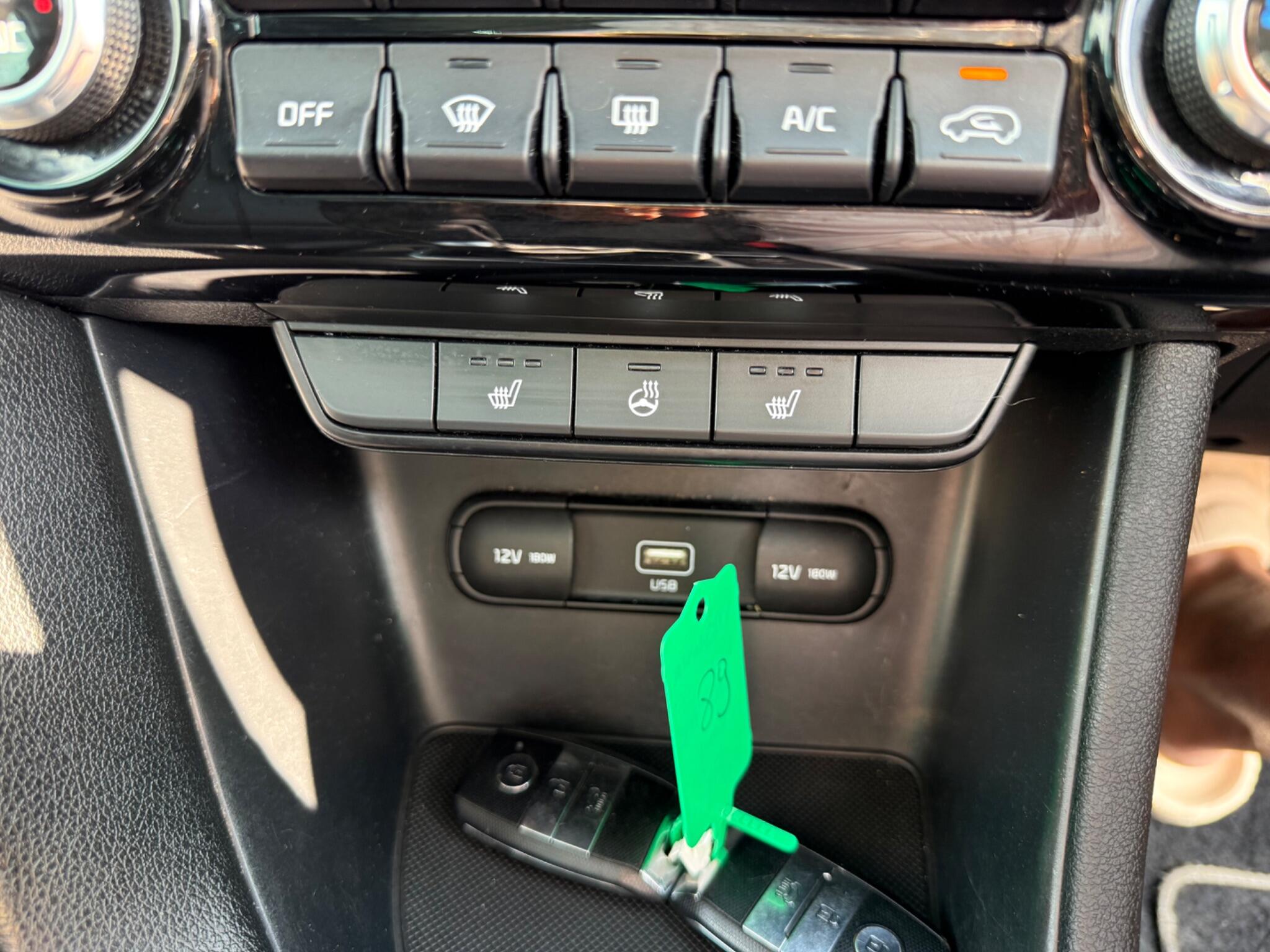 Kia Sportage view 45