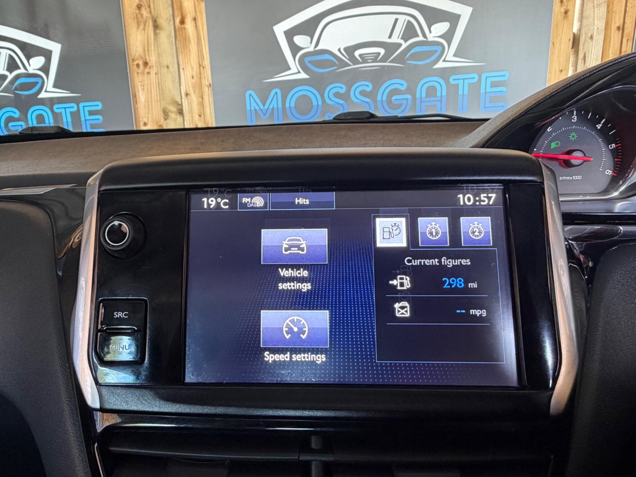 Peugeot 208 view 33
