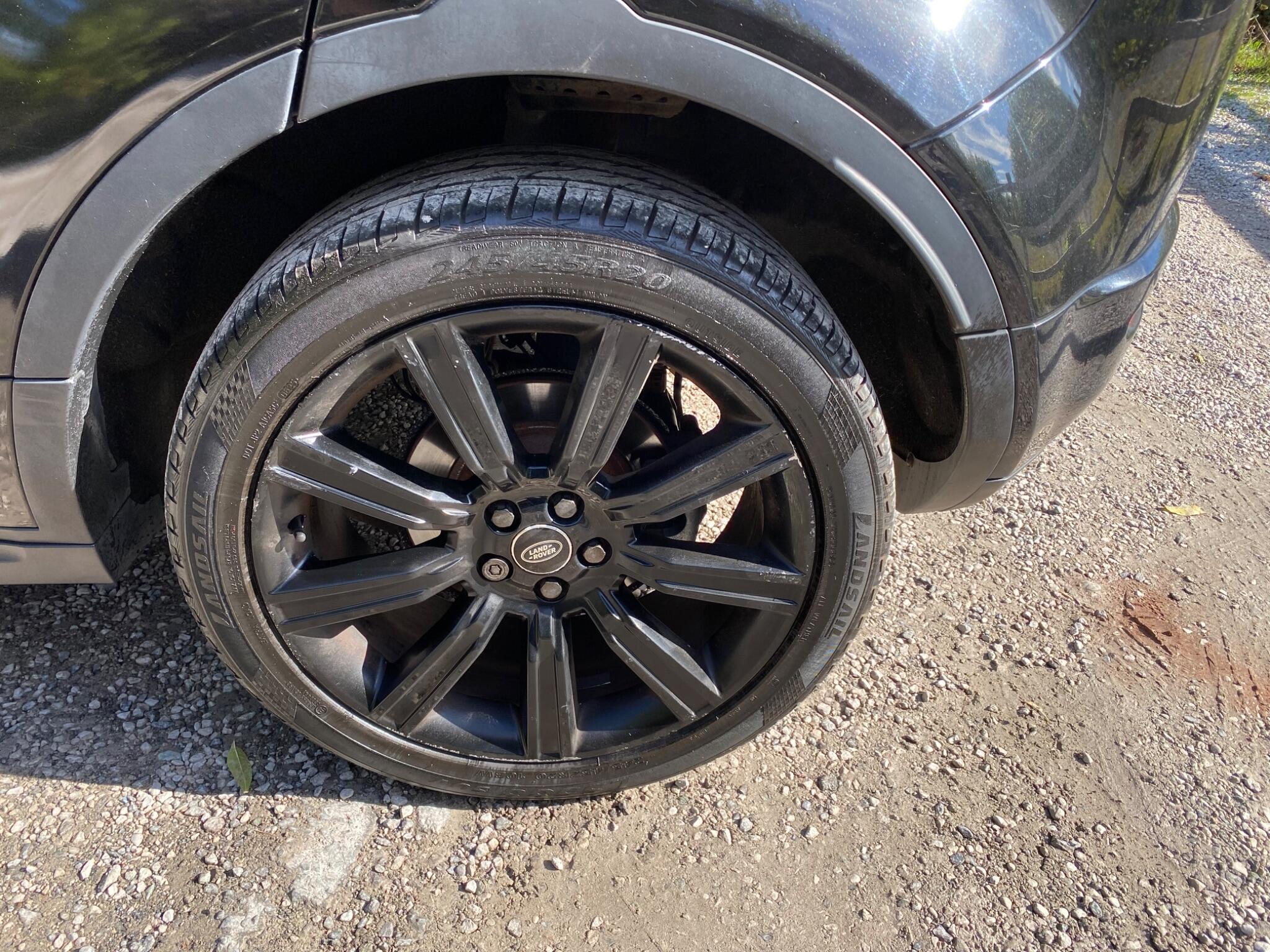Land Rover Range Rover Evoque view 42