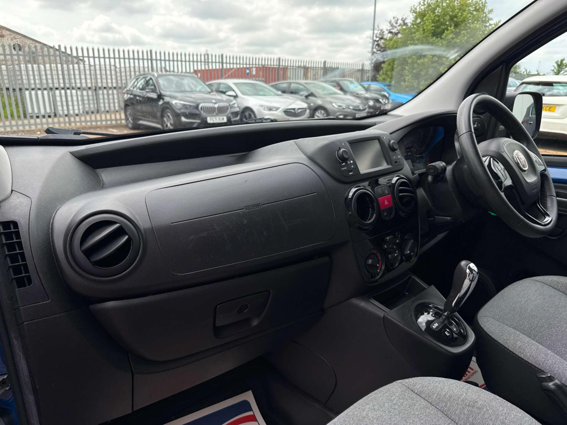 Fiat Qubo view 36