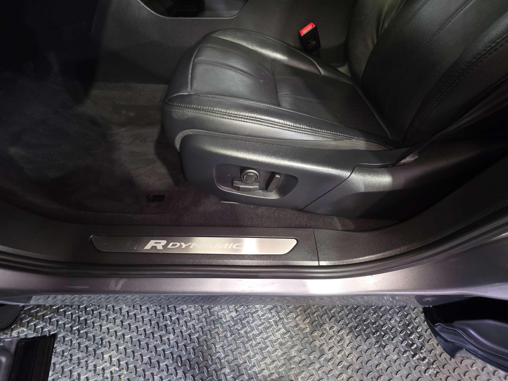 Land Rover Range Rover Evoque view 54
