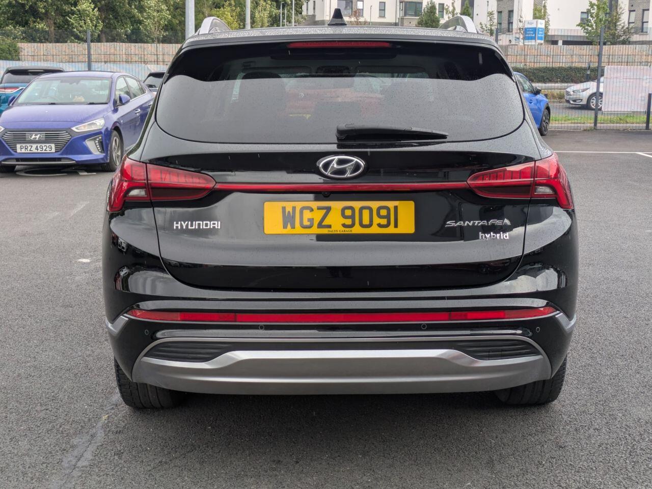 Hyundai Santa Fe view 5