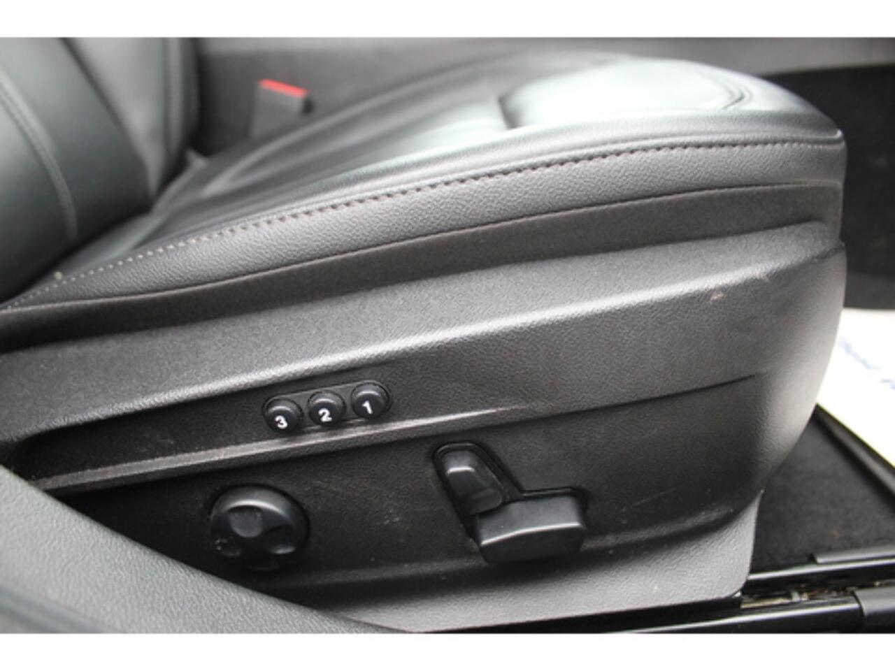 Alfa Romeo Giulia view 16