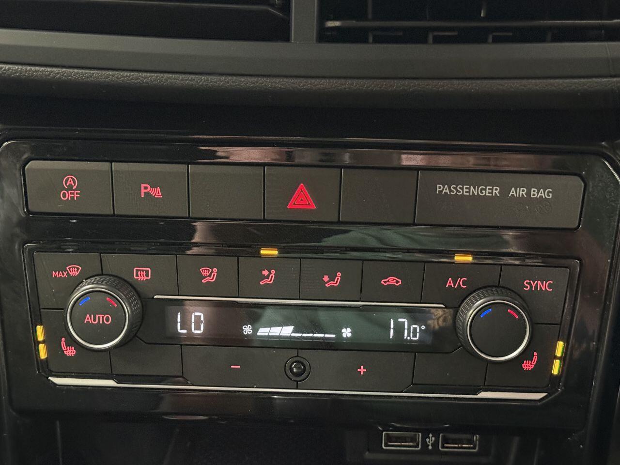 Volkswagen T-Cross view 43