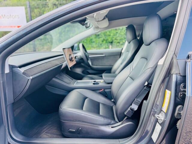 Tesla Model 3 view 19