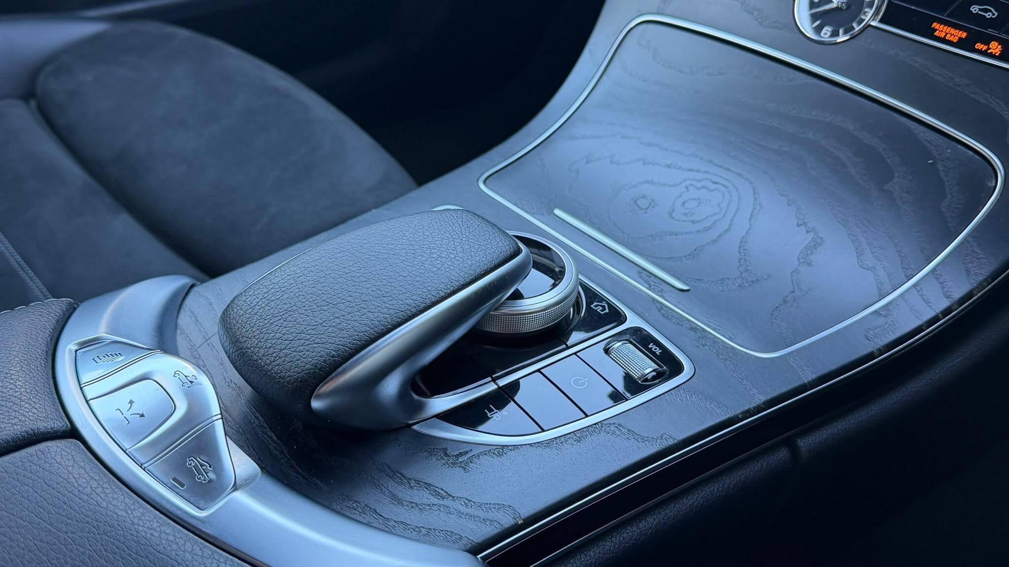 Mercedes-Benz C-Class view 14
