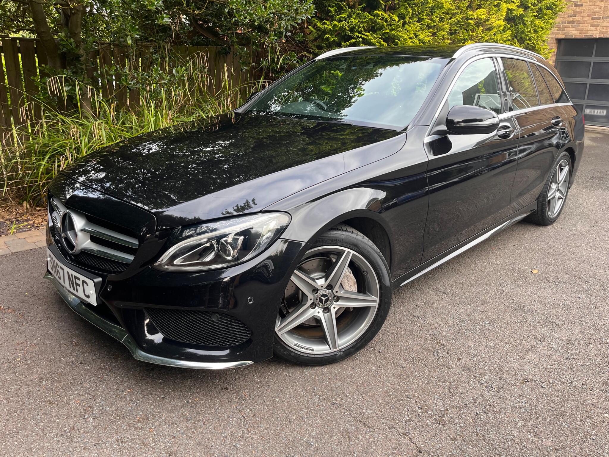Mercedes-Benz C-Class view 3
