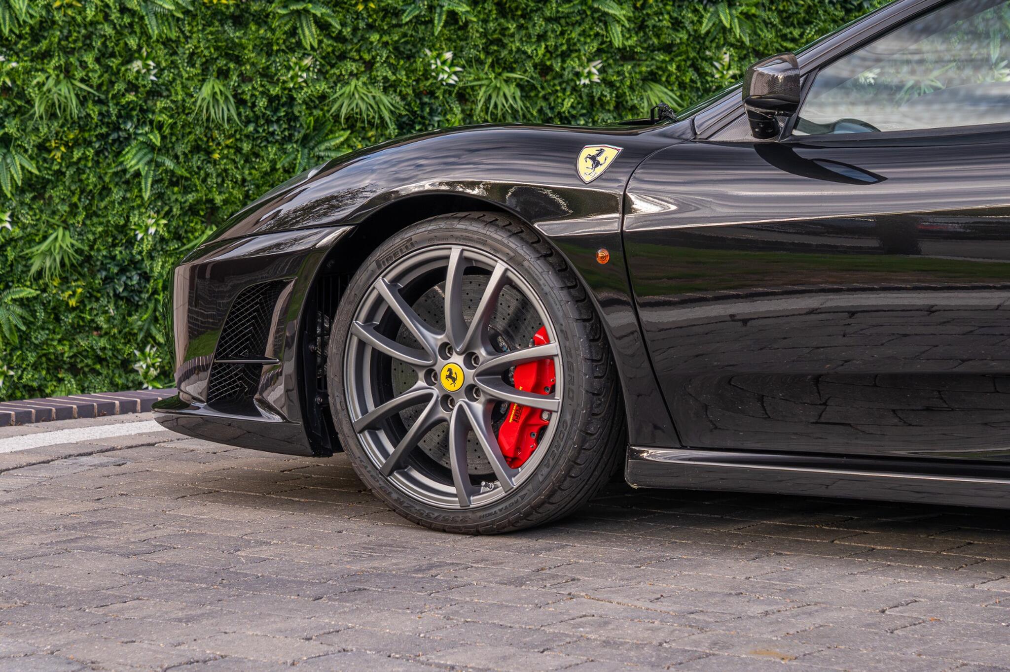 Ferrari F430 view 9
