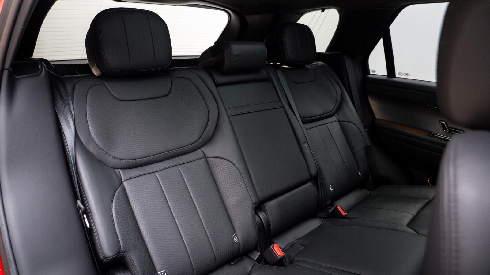 Land Rover Range Rover Sport view 8