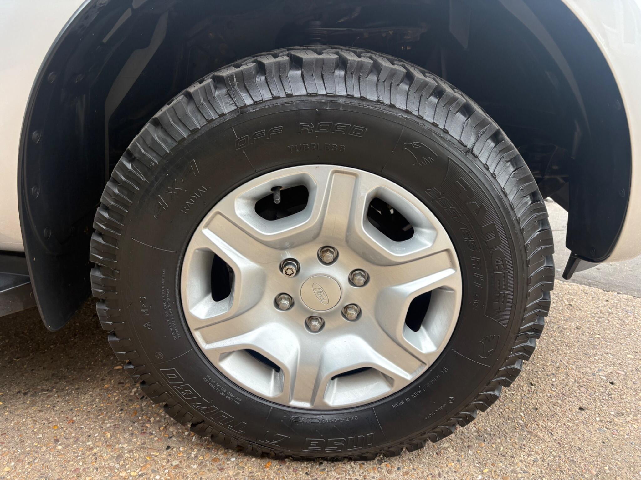 Ford Ranger view 19