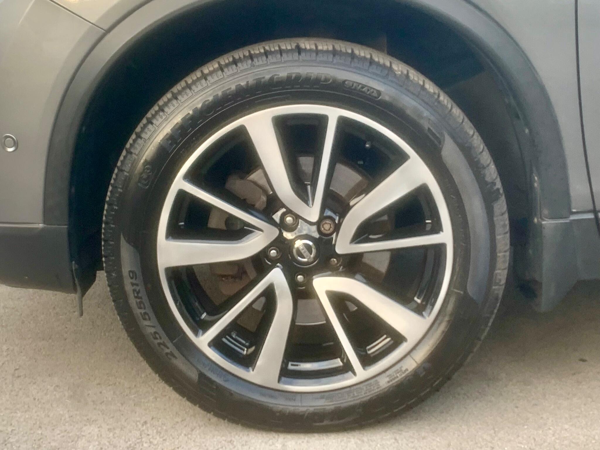 Nissan X-Trail view 9