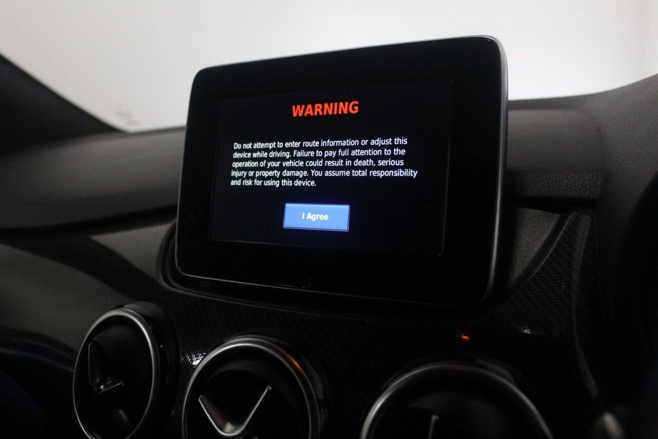 Mercedes-Benz B-Class view 29