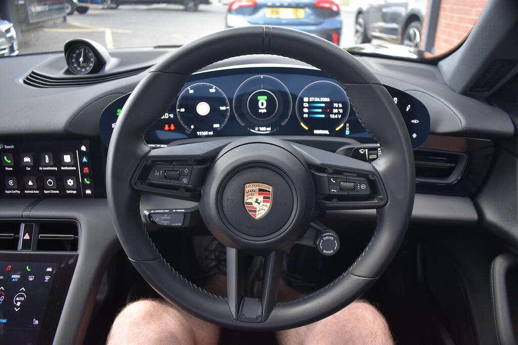 Porsche Taycan view 52
