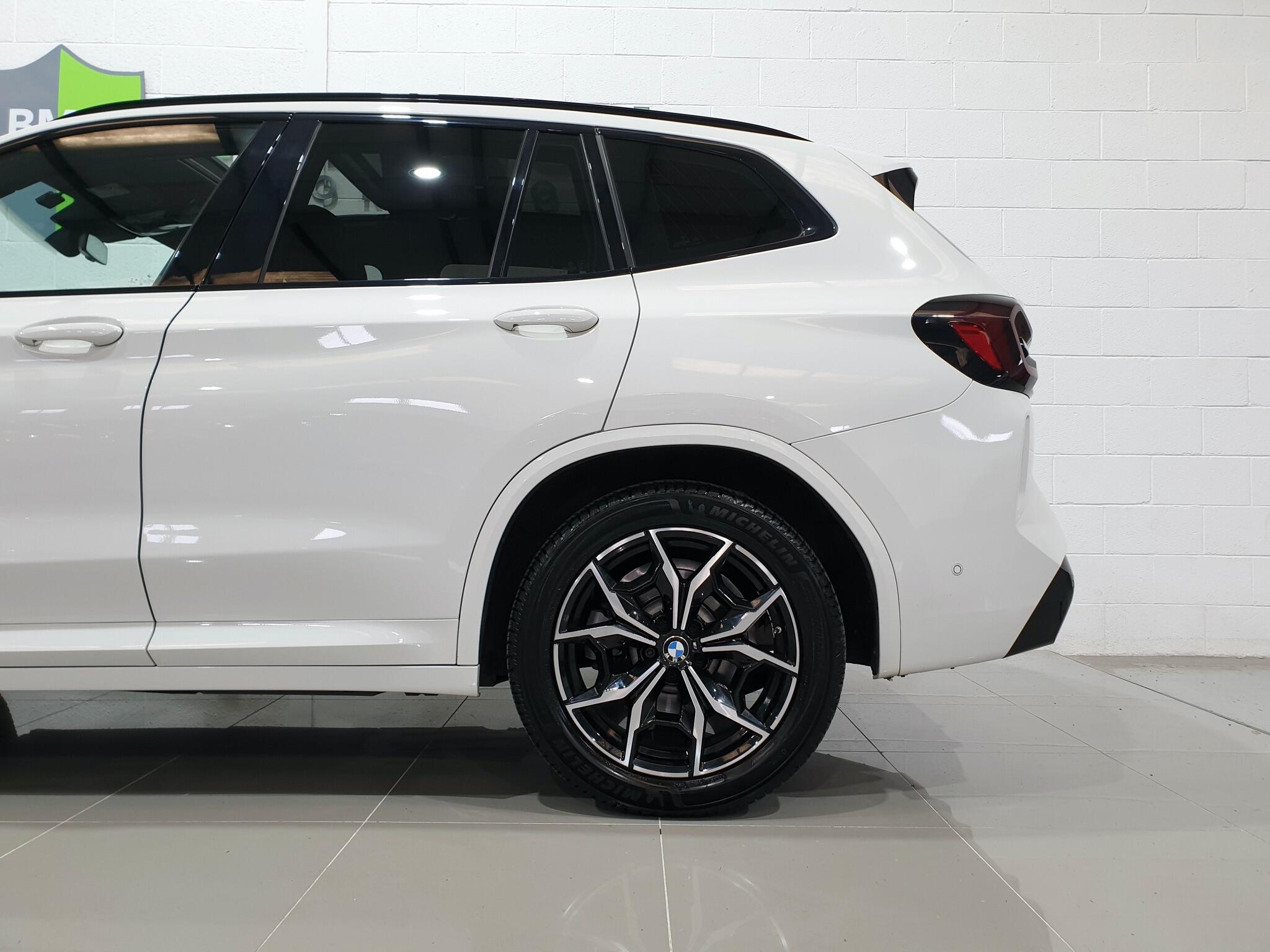 BMW X3 view 25