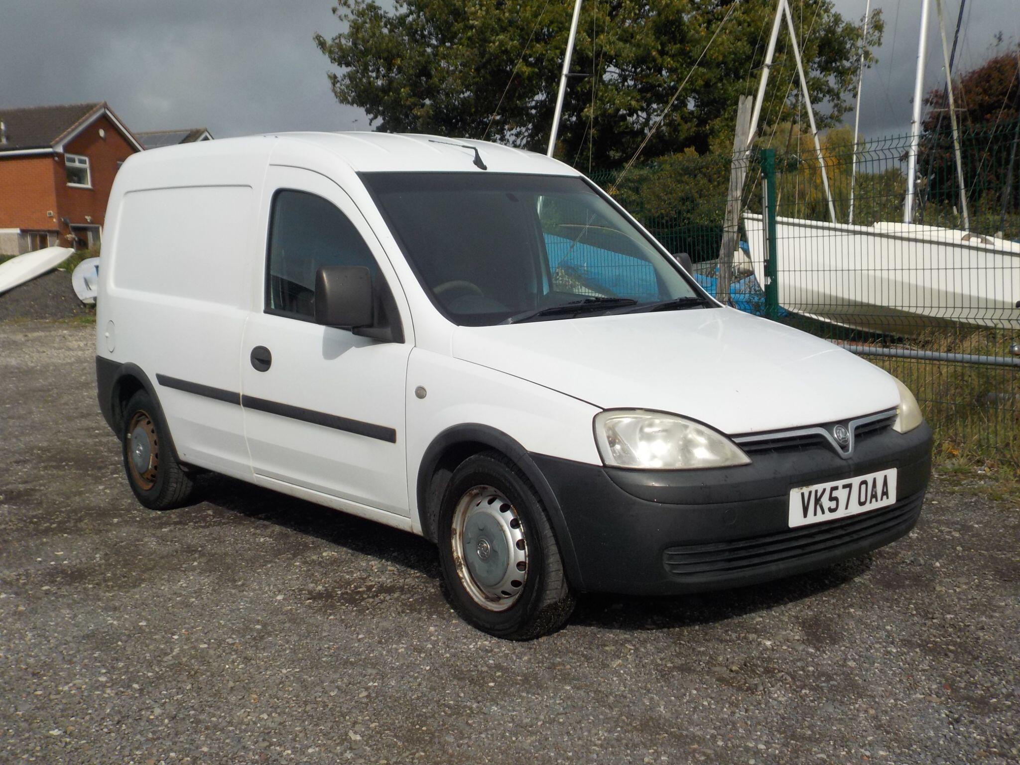 Vauxhall Combo 1.3 CDTi 1700 16v 3dr