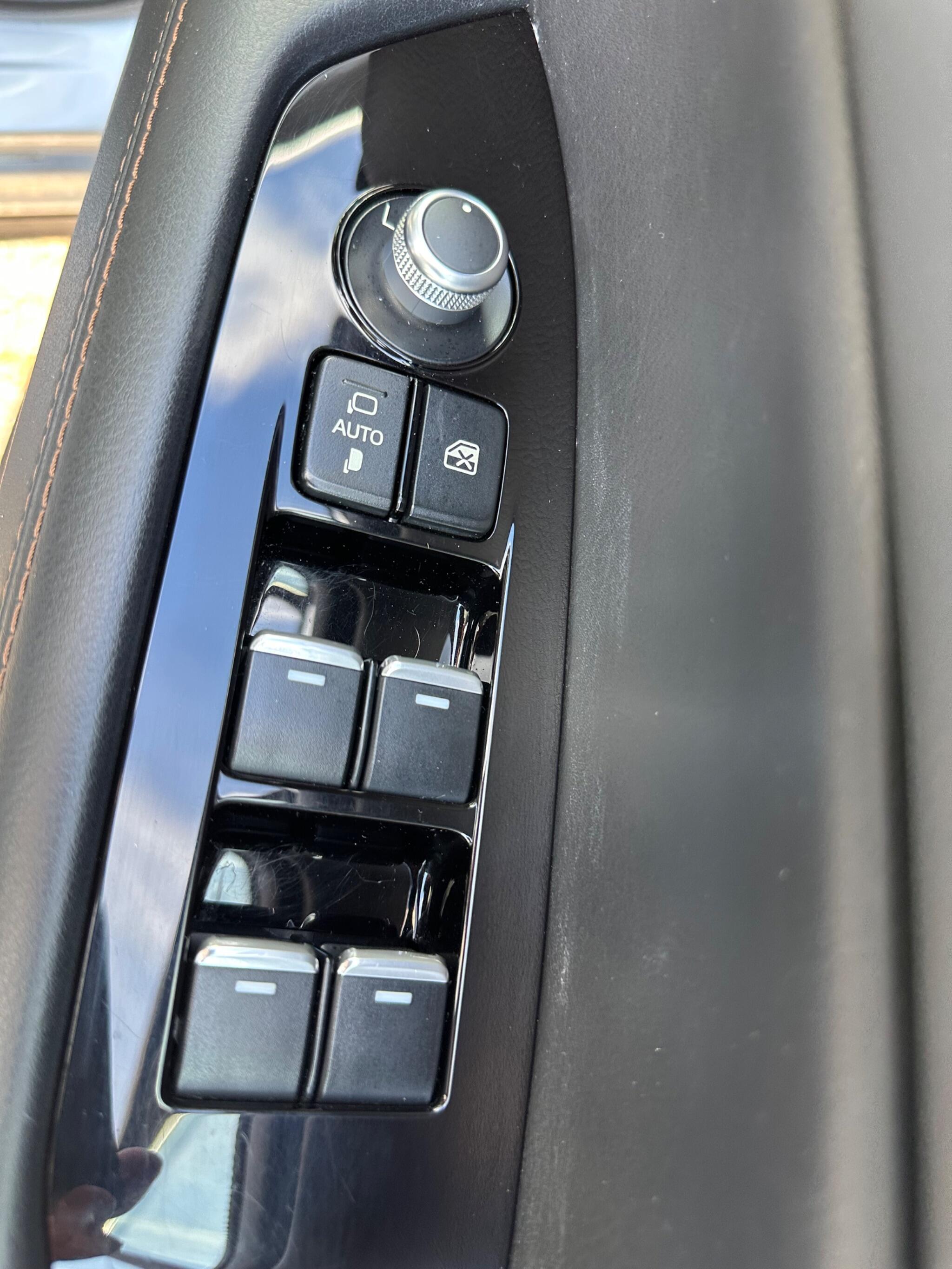 Mazda Skyactiv-G view 9