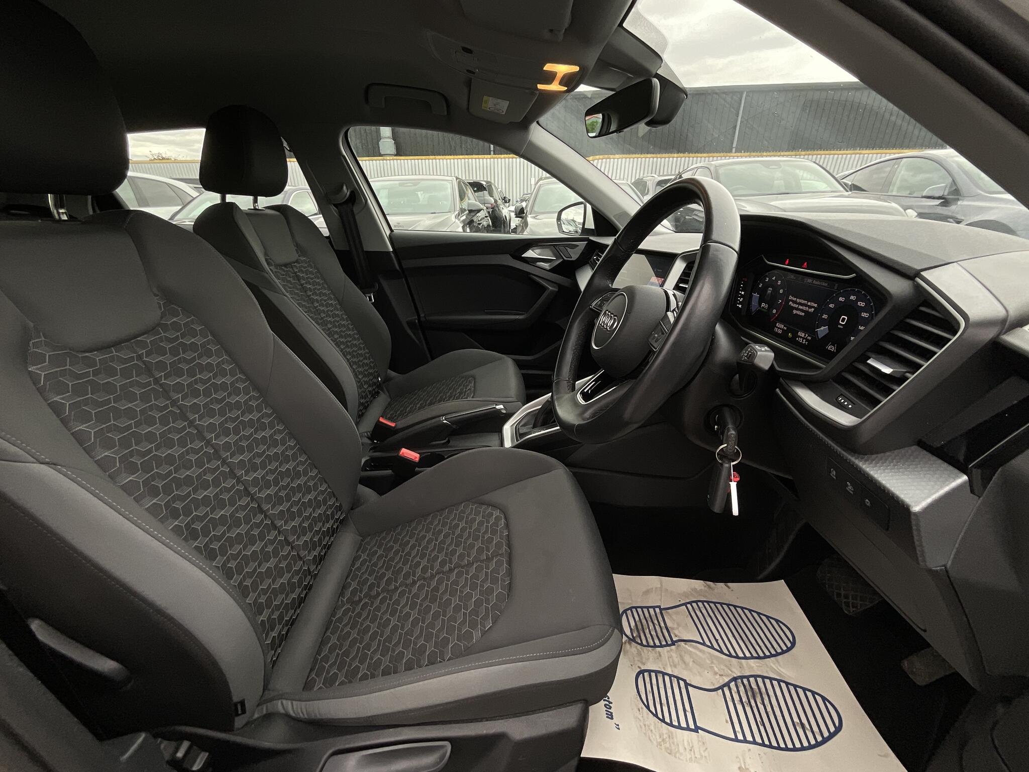 Audi A1 view 4