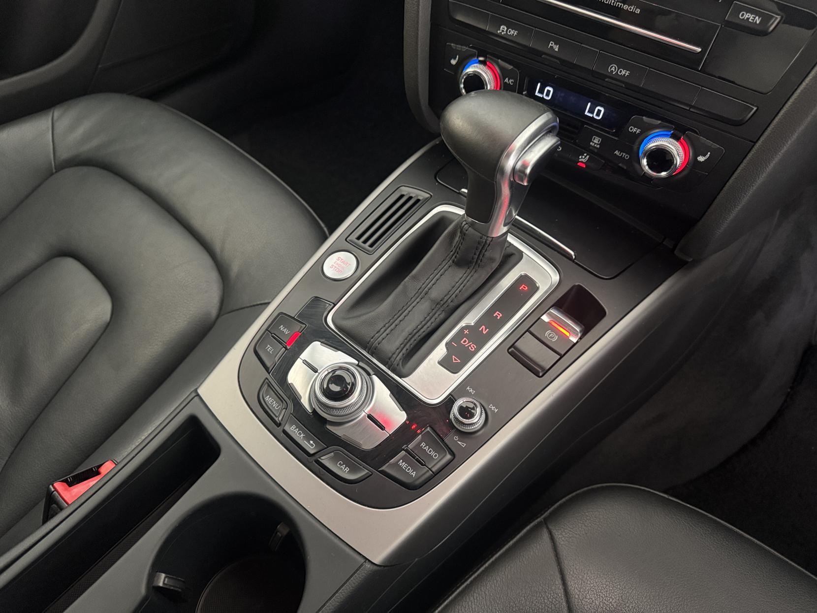 Audi A4 Avant view 74