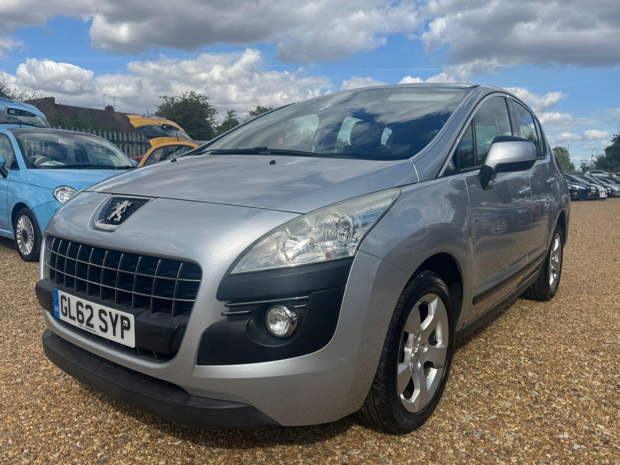 Peugeot 3008 view 5