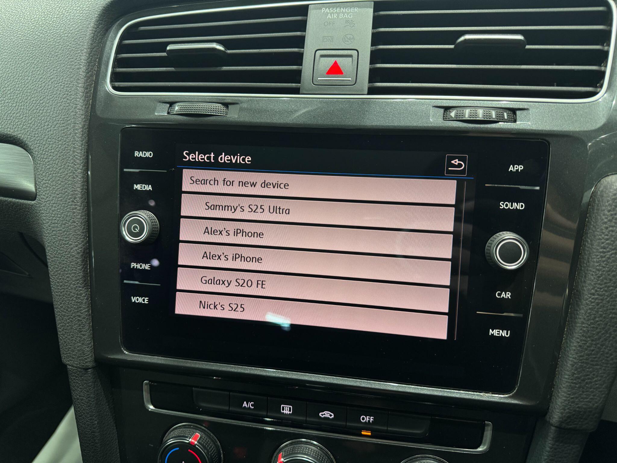 Volkswagen Golf view 36
