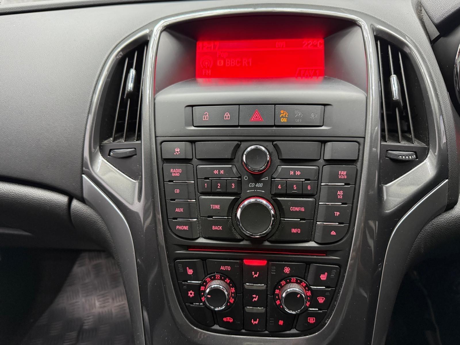 Vauxhall Astra view 16