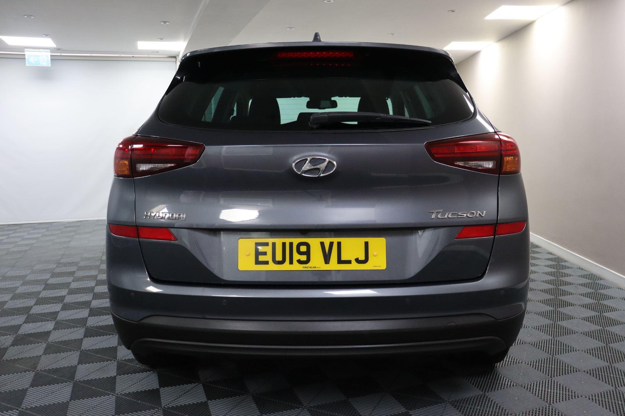 Hyundai Tucson view 7