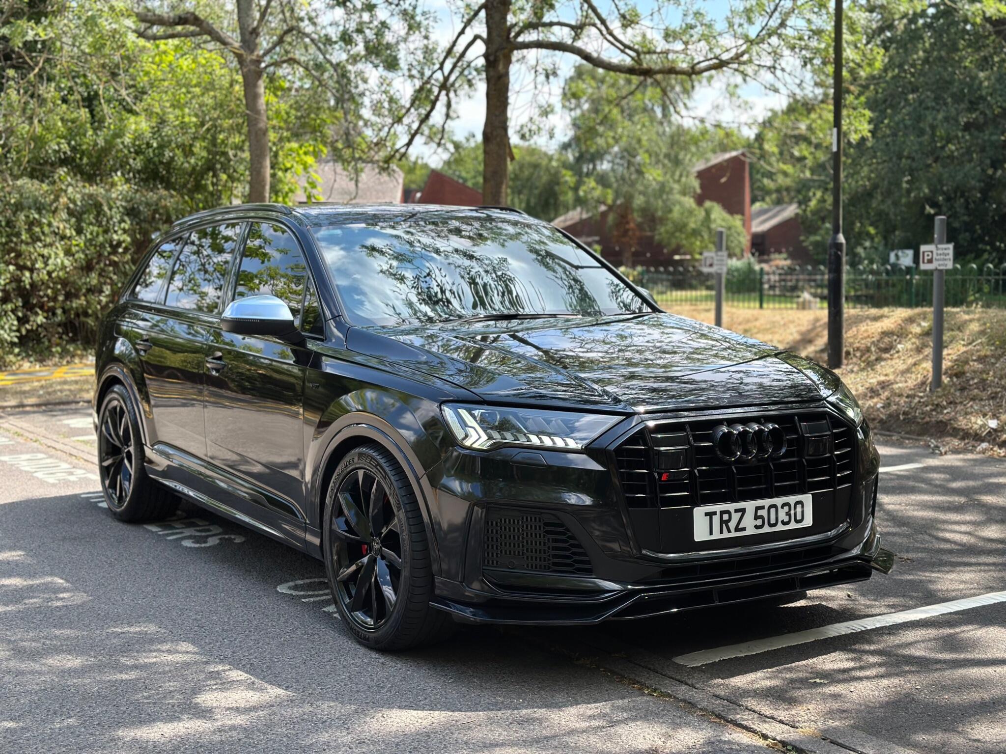Audi SQ7 view 33