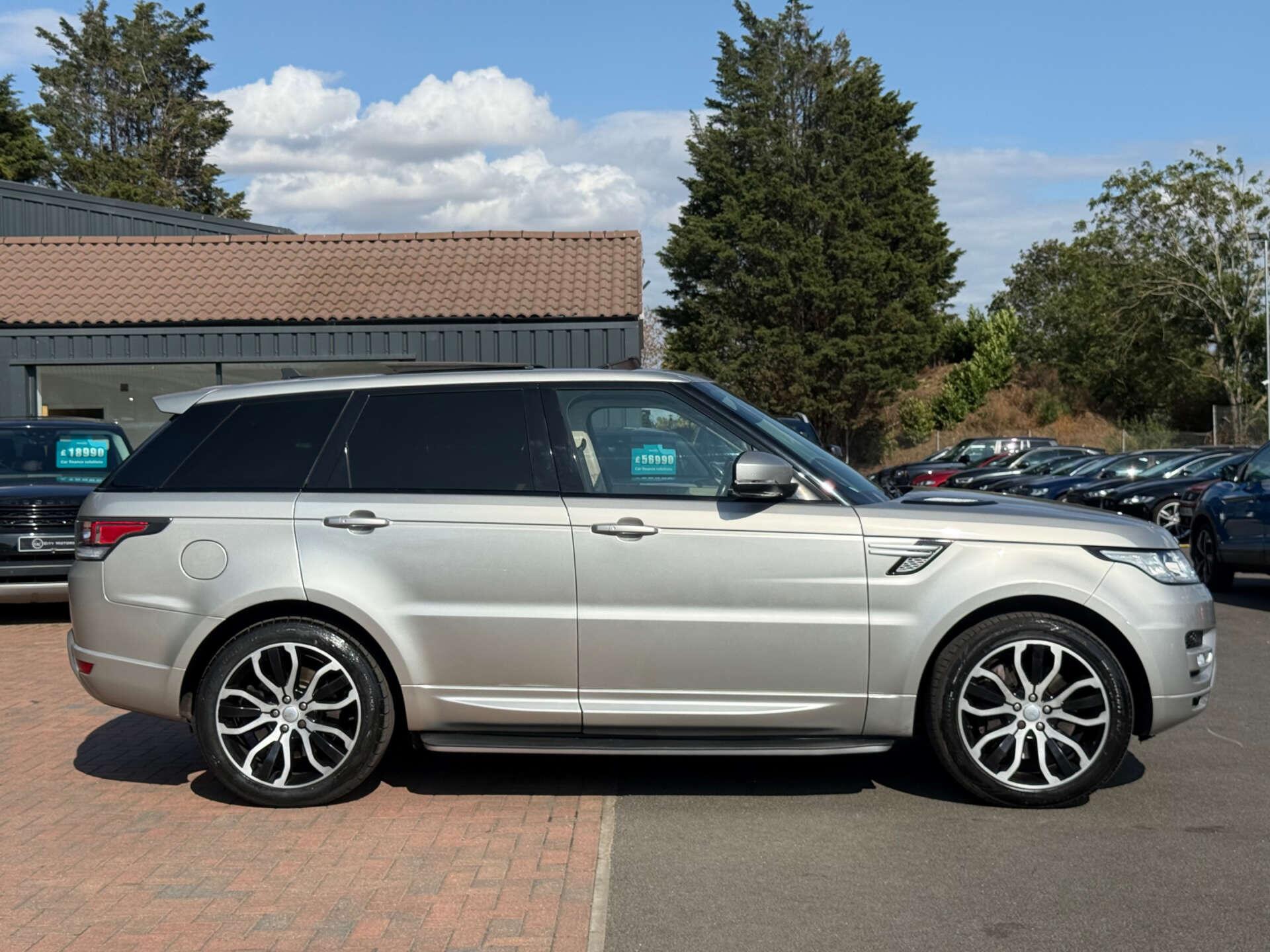 Land Rover Range Rover Sport view 19