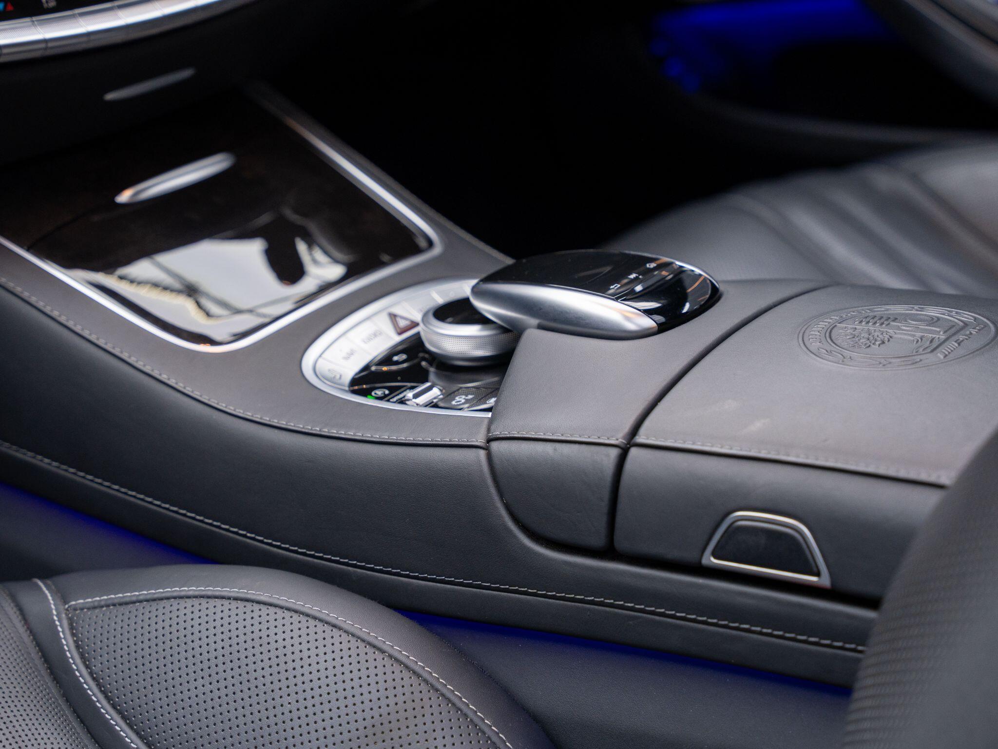 Mercedes-Benz S-Class view 59