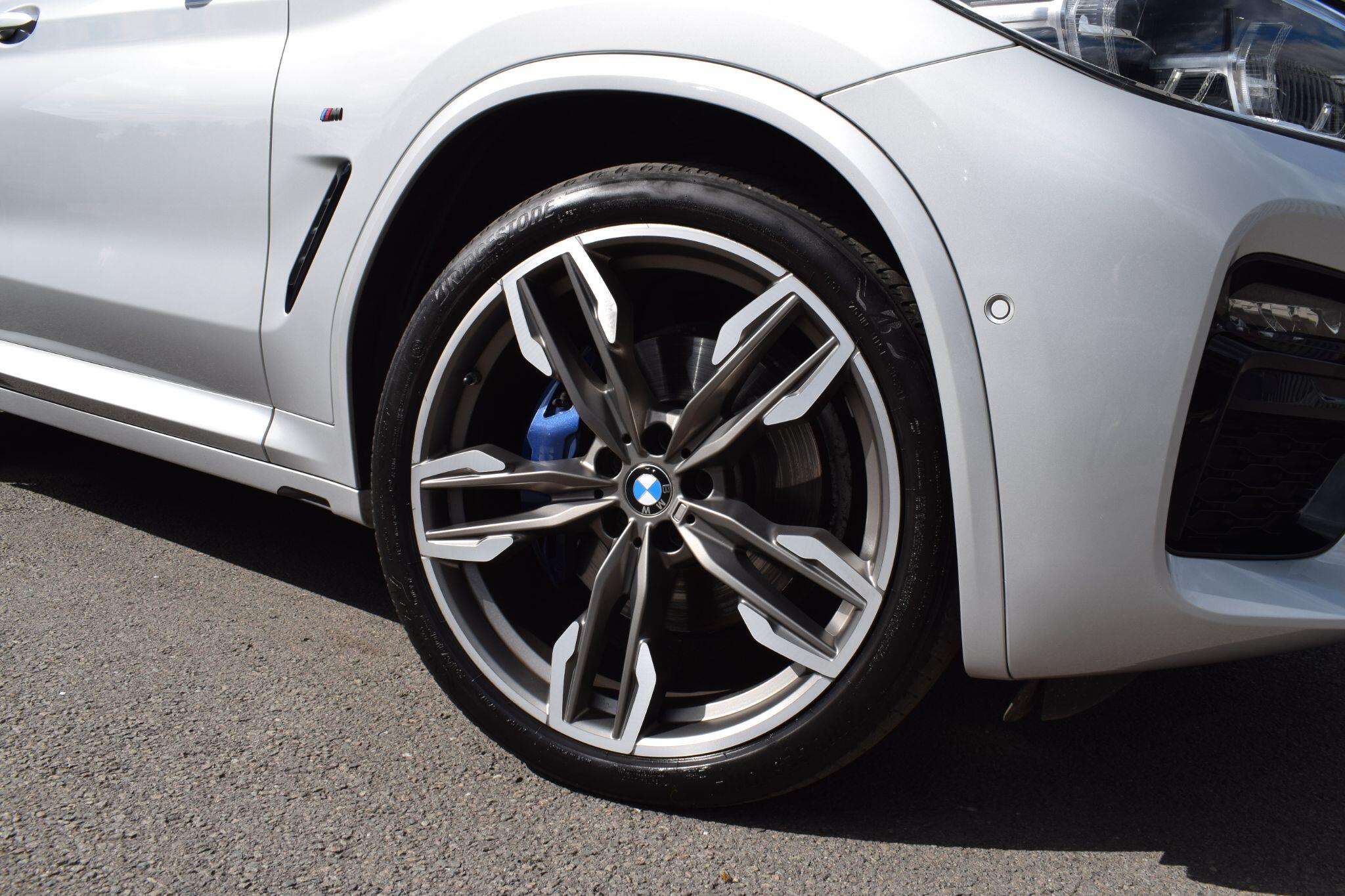 BMW X4 view 31