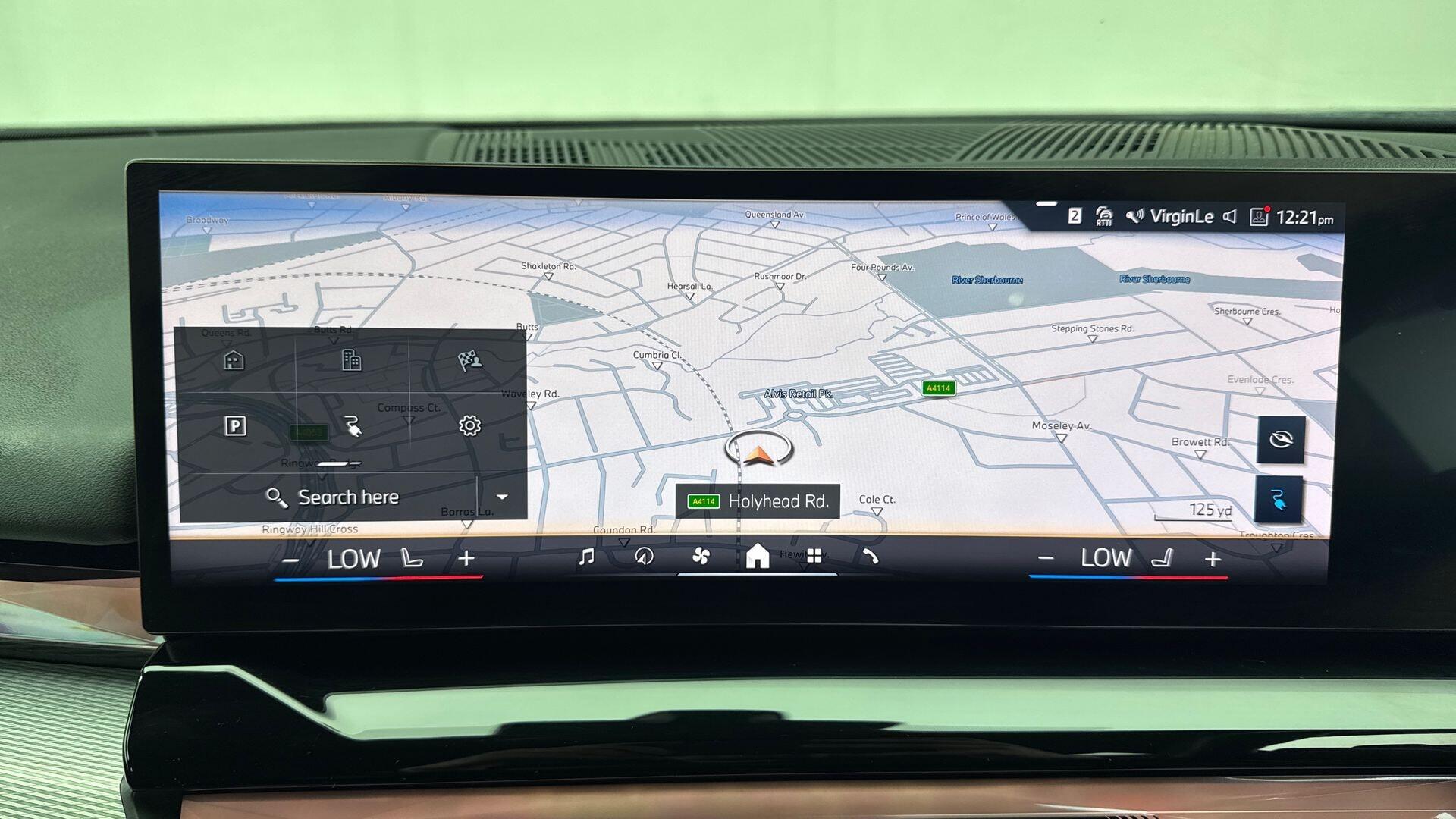 BMW i5 view 24