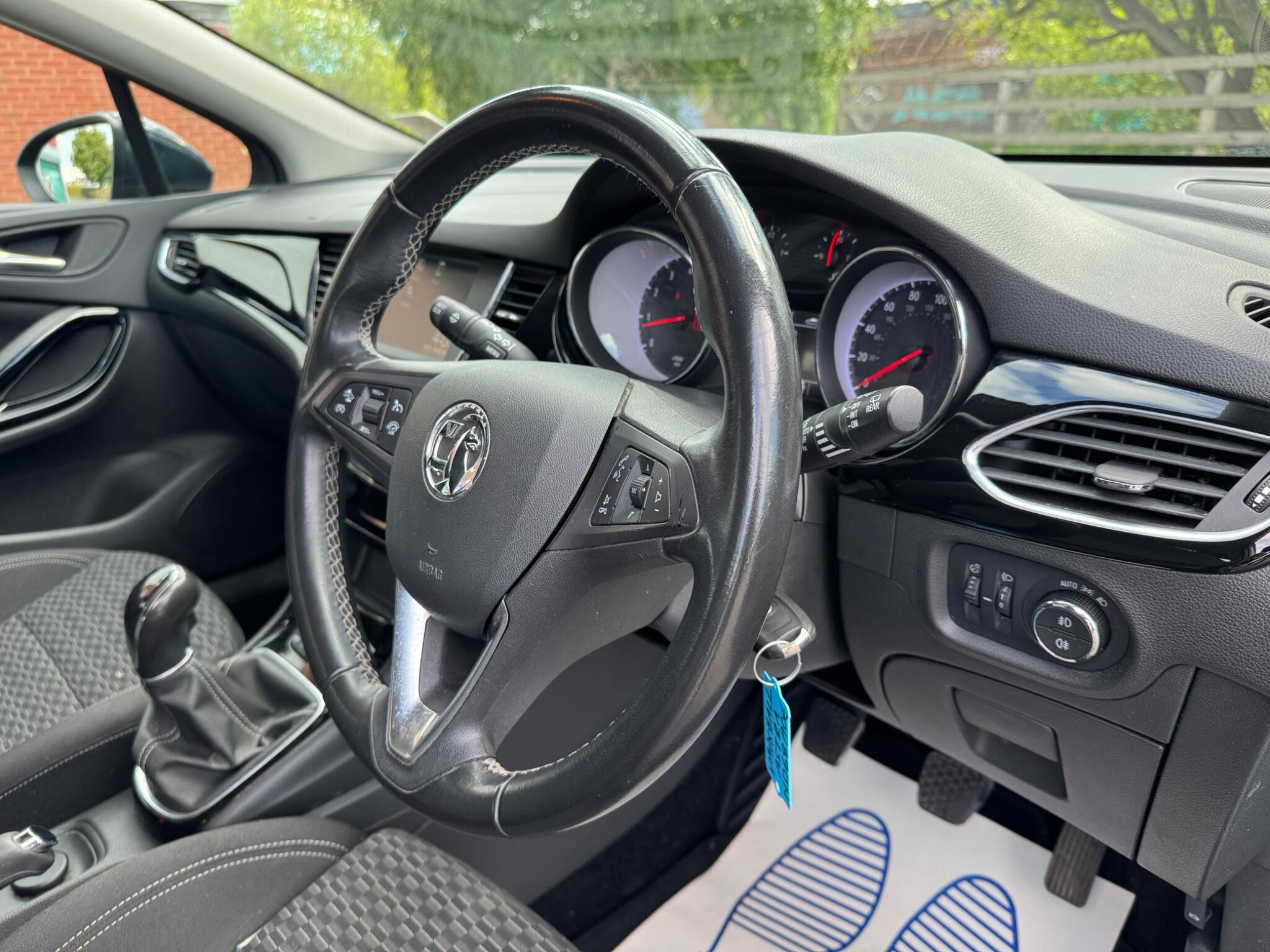 Vauxhall Astra view 21