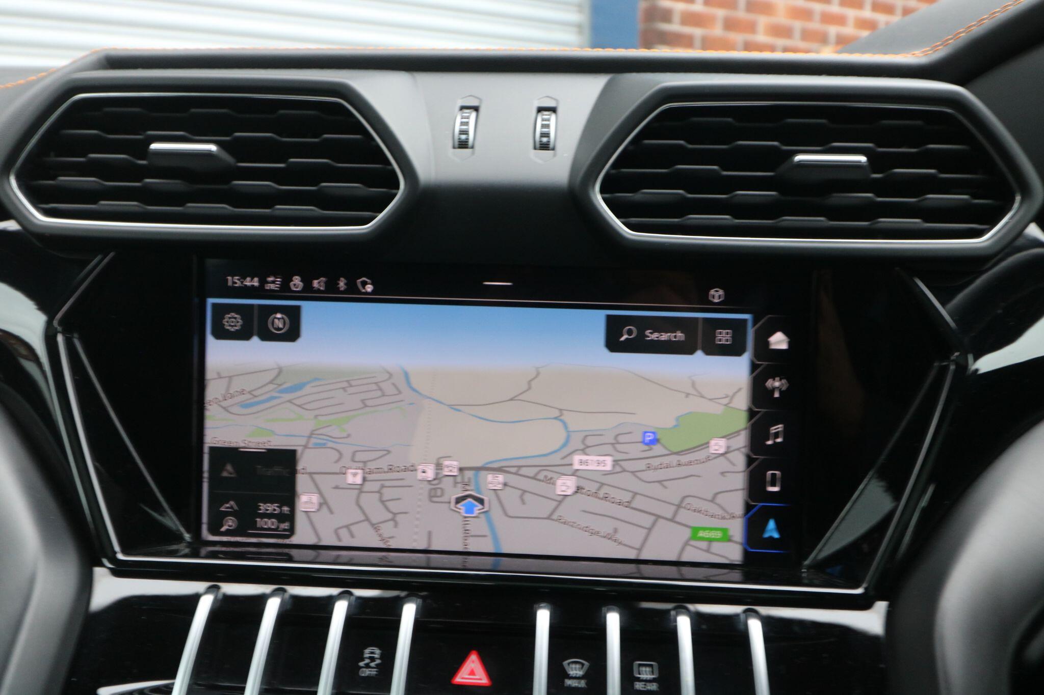 Lamborghini Urus view 19