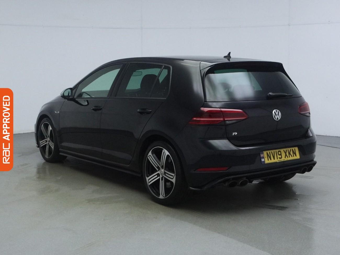 Volkswagen Golf view 4