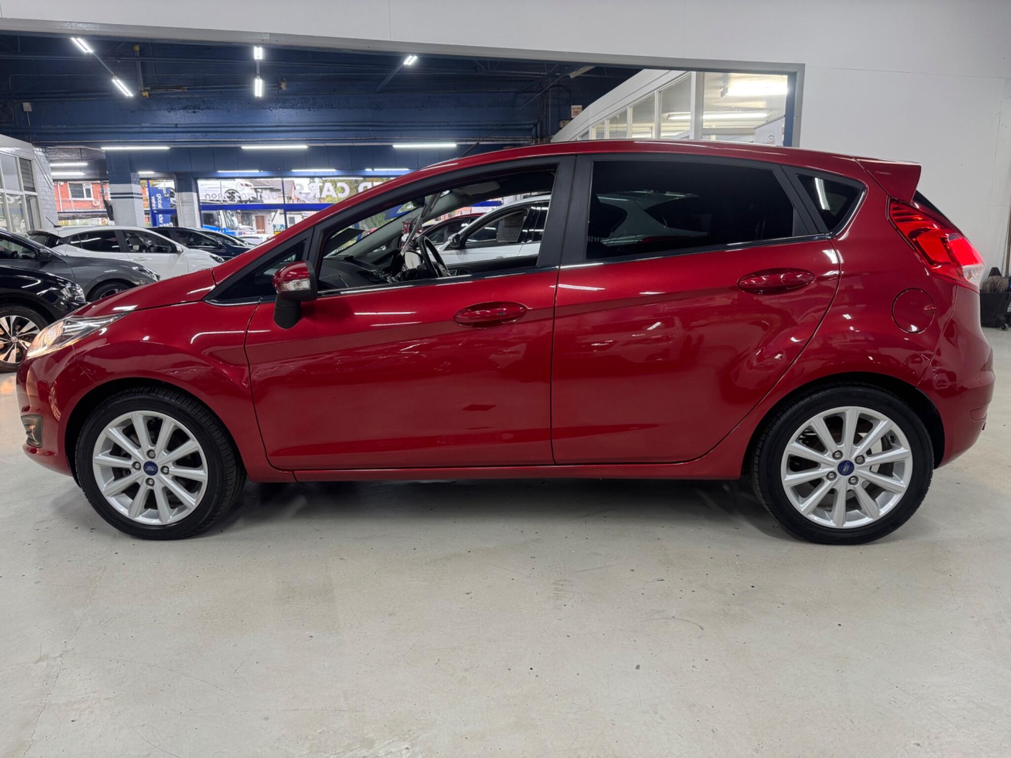 Ford Fiesta view 13