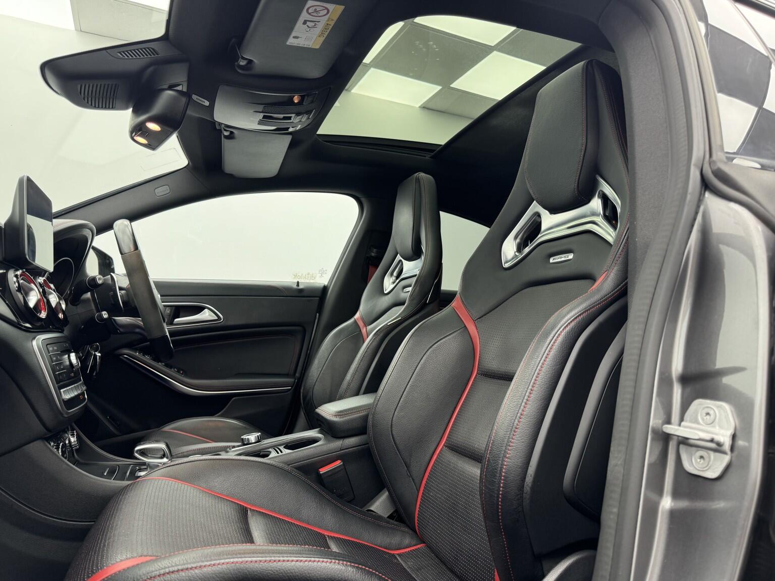 Mercedes-Benz Cla view 26