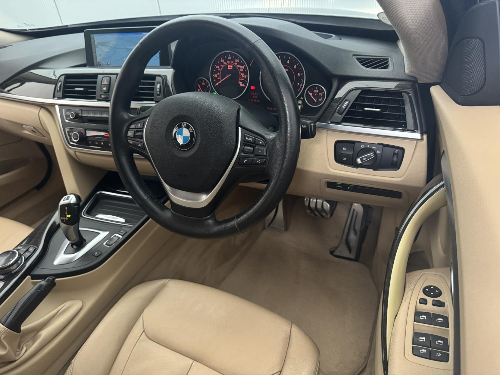 BMW 3 Series Gran Turismo view 46