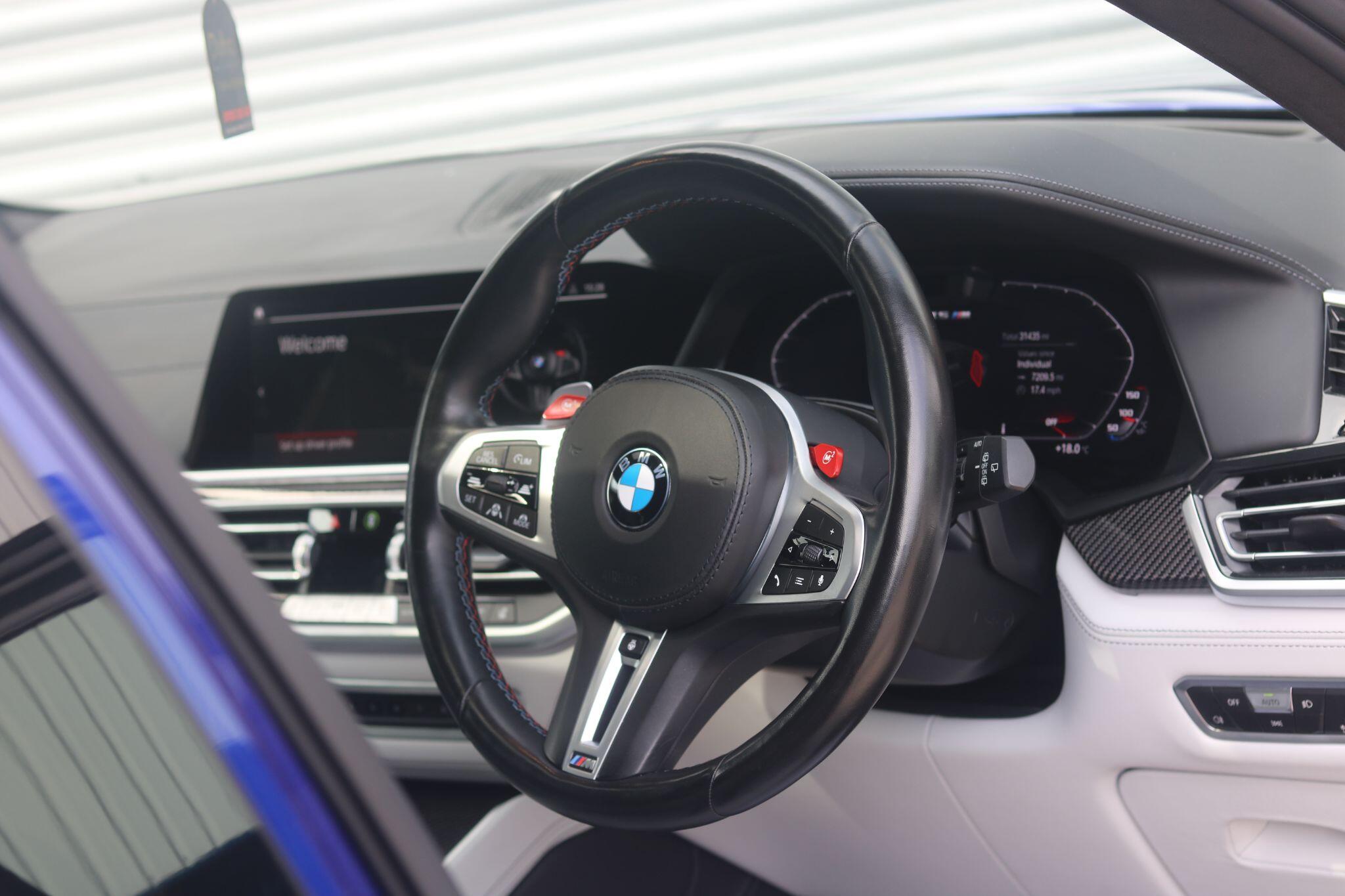 BMW X5 M view 31