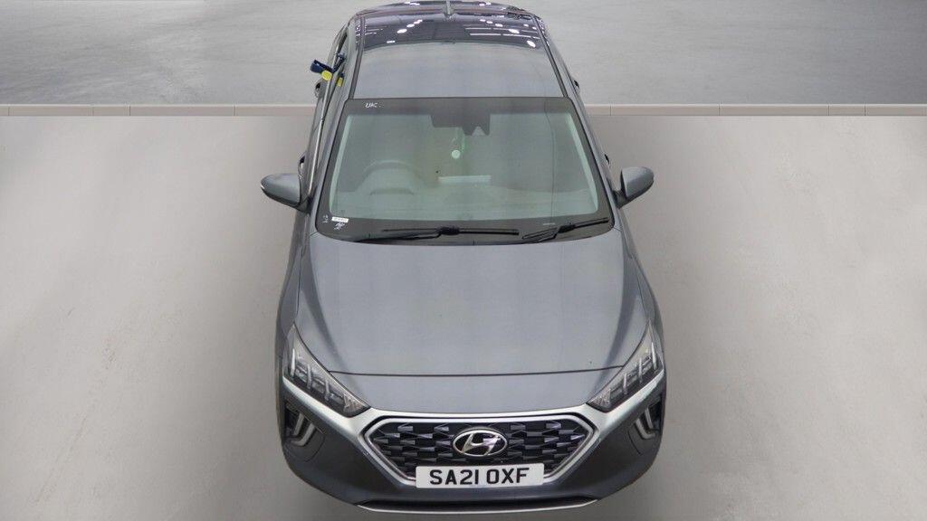 Hyundai IONIQ view 16