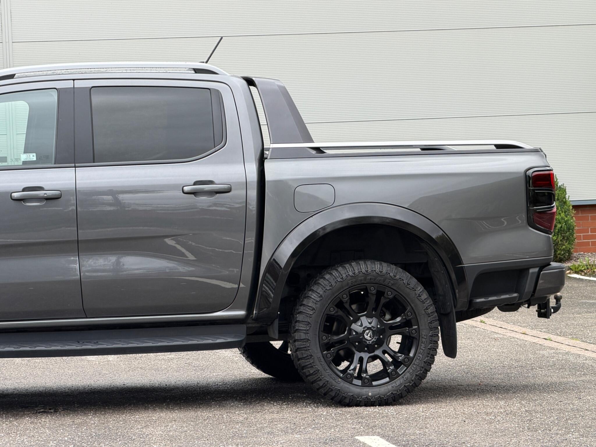 Ford Ranger view 32