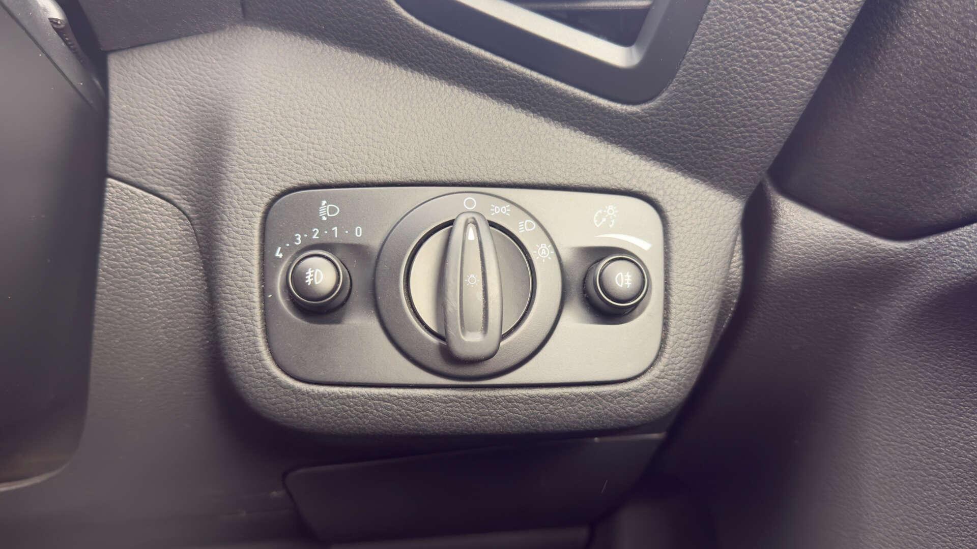 Ford Kuga view 21